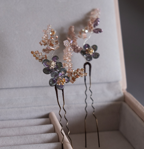 Beaded flowers hair pins set