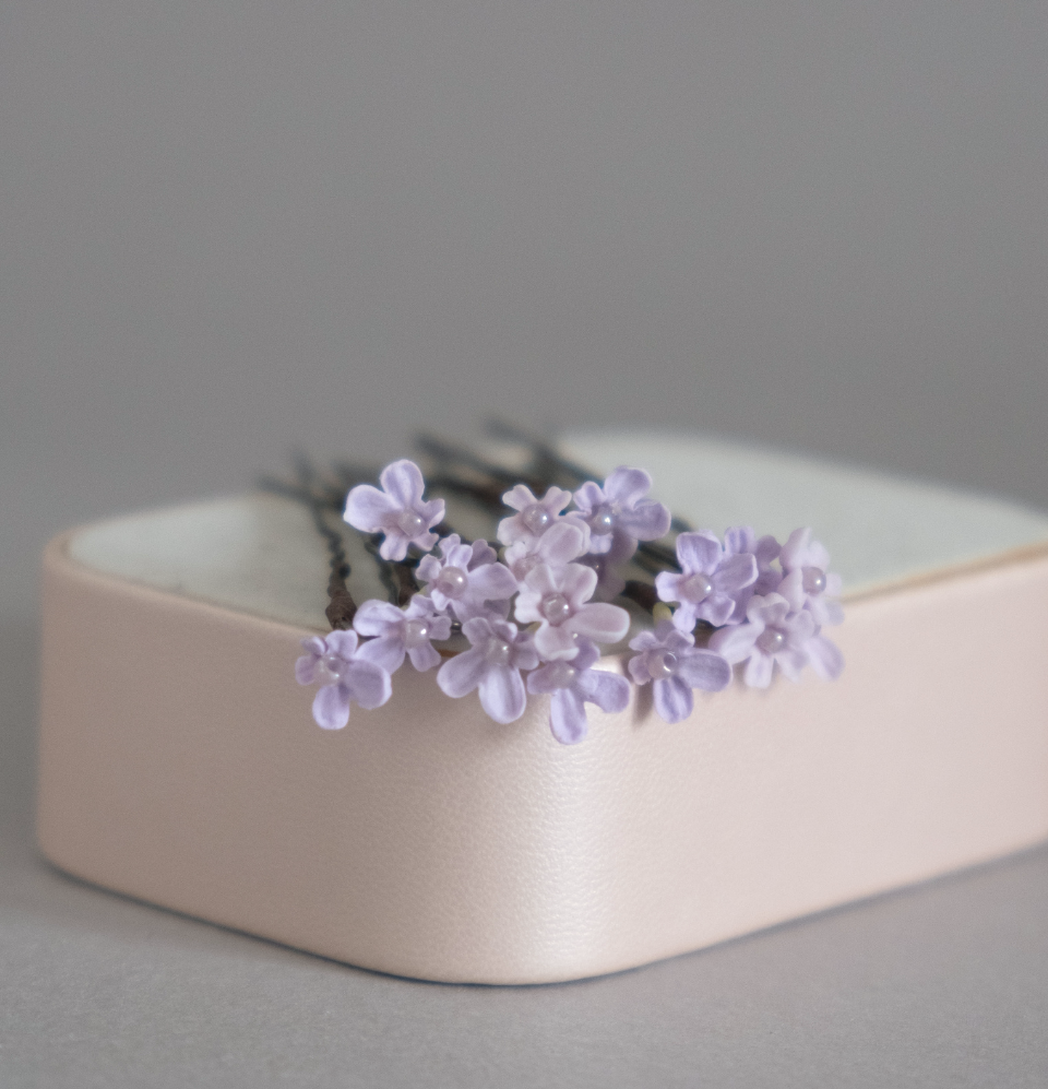 Lavender flowers on hair pins