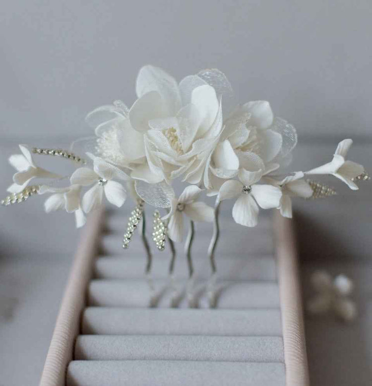 Decorative Ivory wedding hair comb