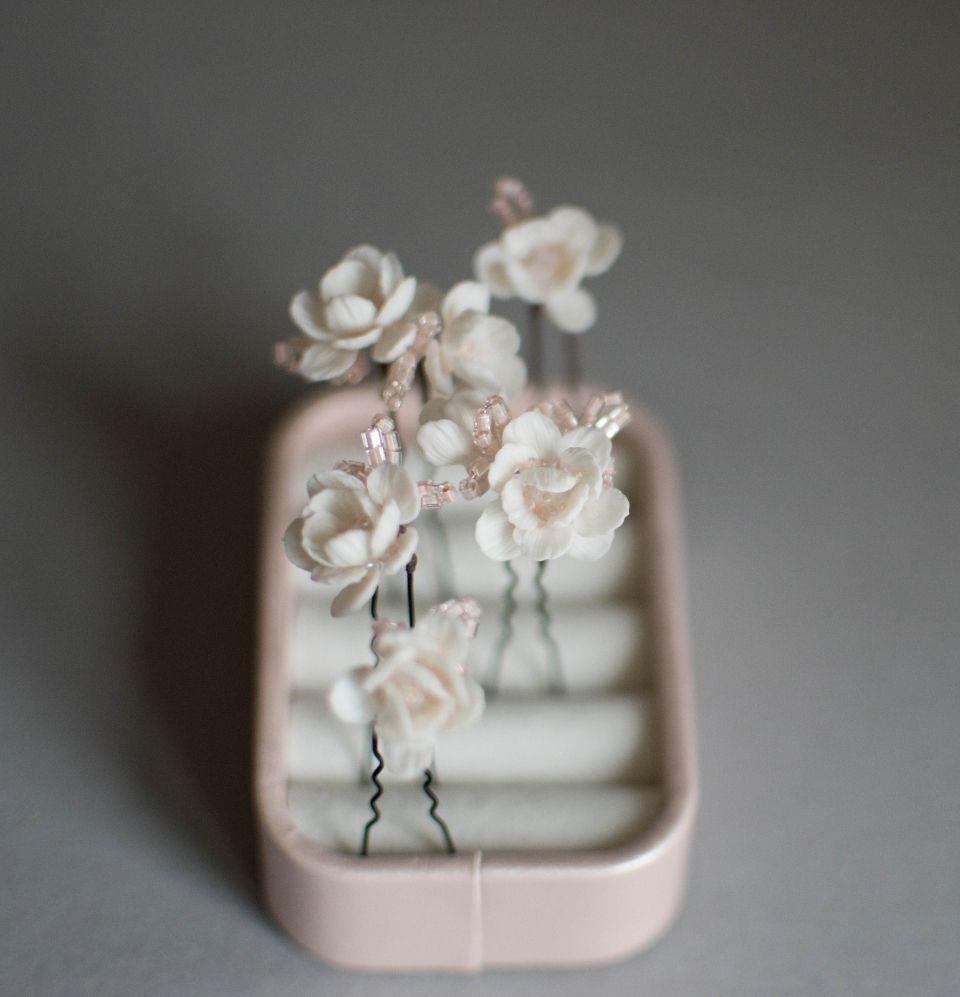 Tiny pink-Ivory flowers bobby pins