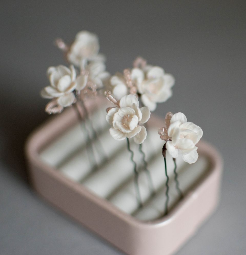 Tiny pink-Ivory flowers bobby pins
