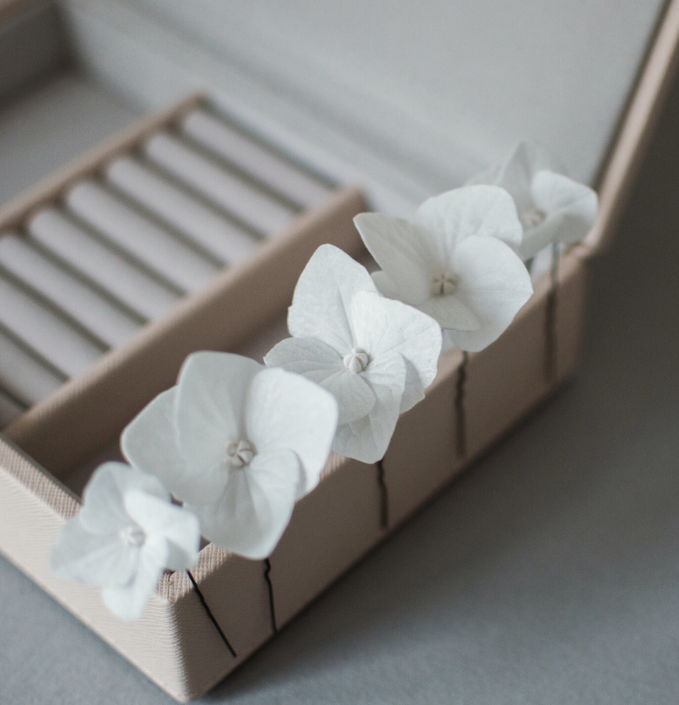 White Hydrangea hair pins