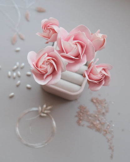 Roses hair pins