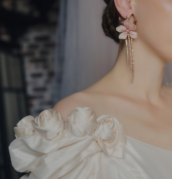 Sakura Flower Dangle mono-earring