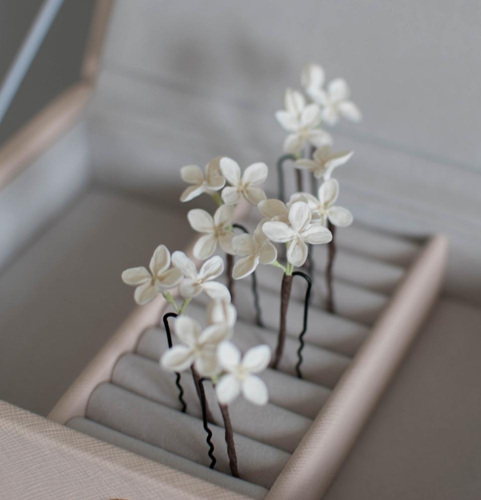 Handmade polymer clay tiny flowers for bridal hairstyle