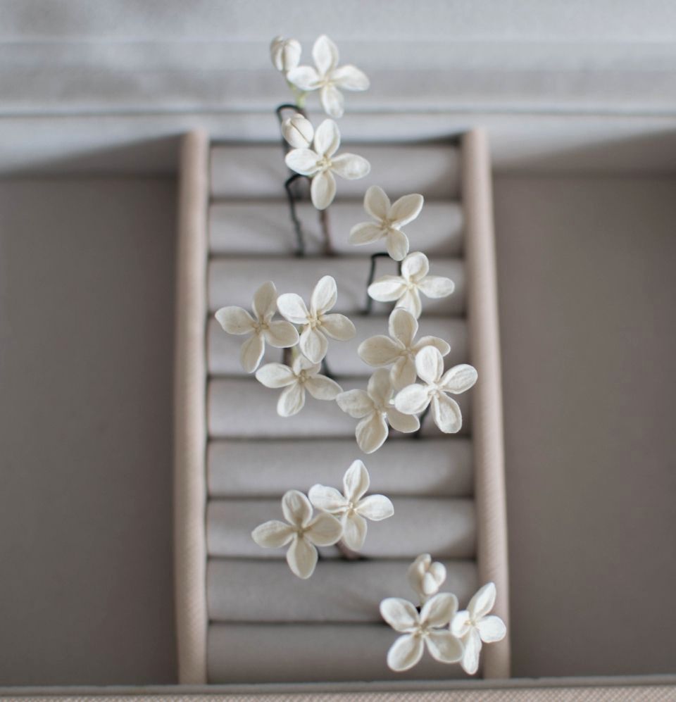 bridesmaid hair accessories UK