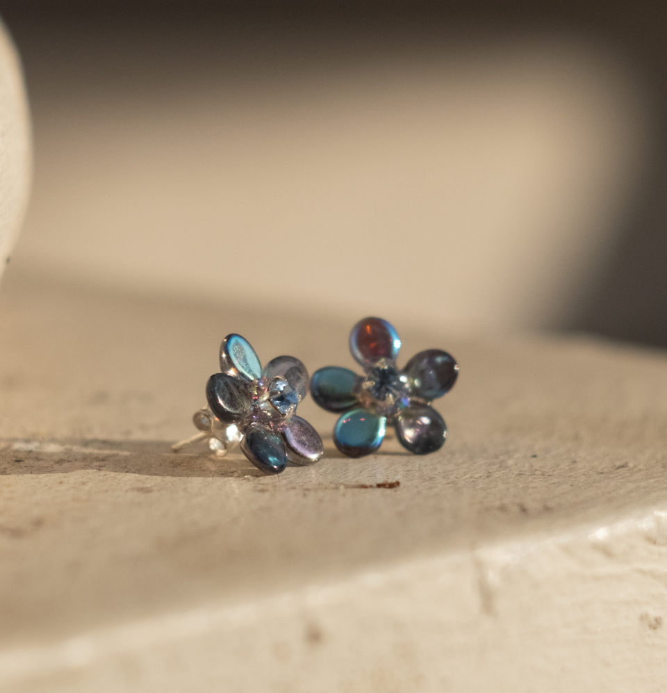 Forget-me-not glass earrings