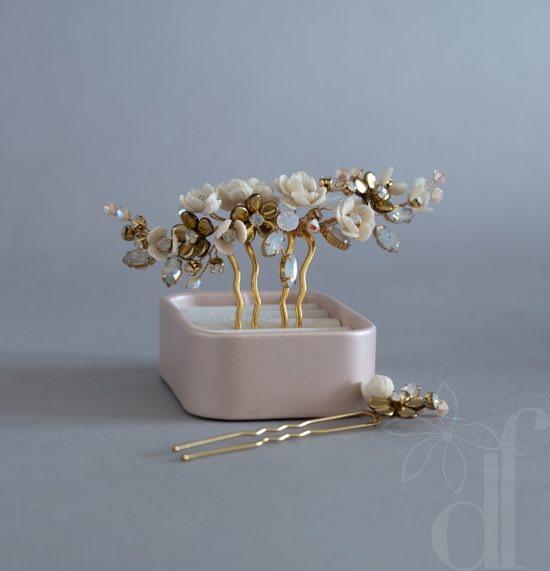 Gold colour bridal hair comb set
