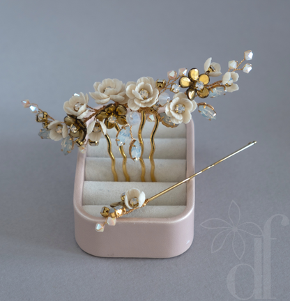 Gold colour bridal hair comb set