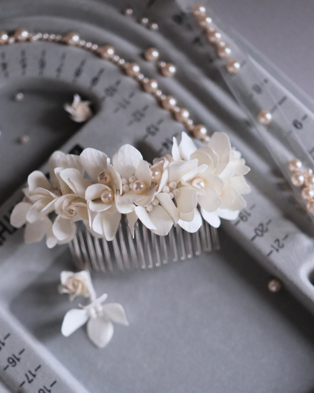 Ivory Hydrangea &amp; Pearl Hair Comb — Handmade Bridal Hairpiece