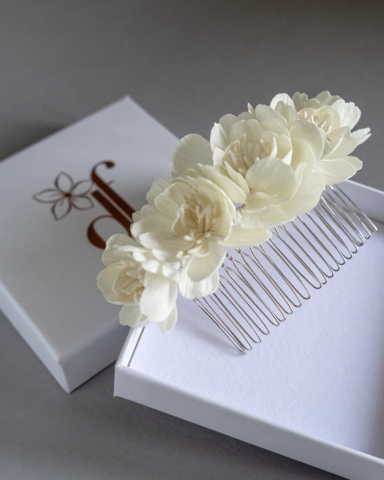 Ivory Flower Hair Comb