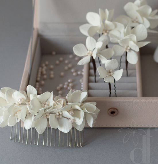 Hydrangea hair comb and hair pins set