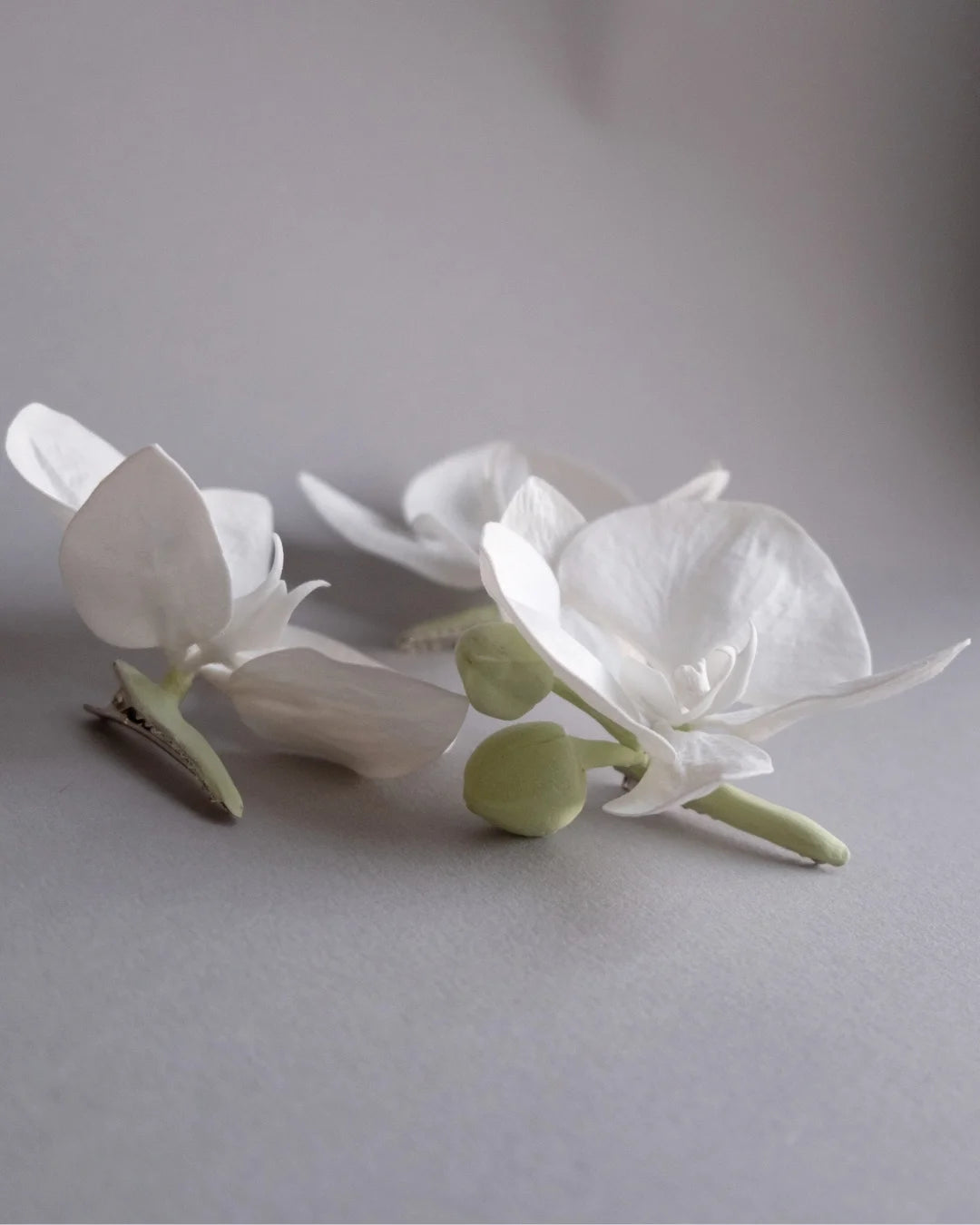 Real Touch Orchid Bridal Hair Set – Set of 3 (White &amp; Ivory)