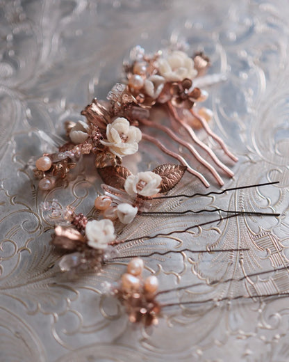 Rose-gold hair pins set