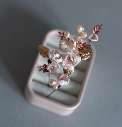 Elegant rose-gold hair pins set
