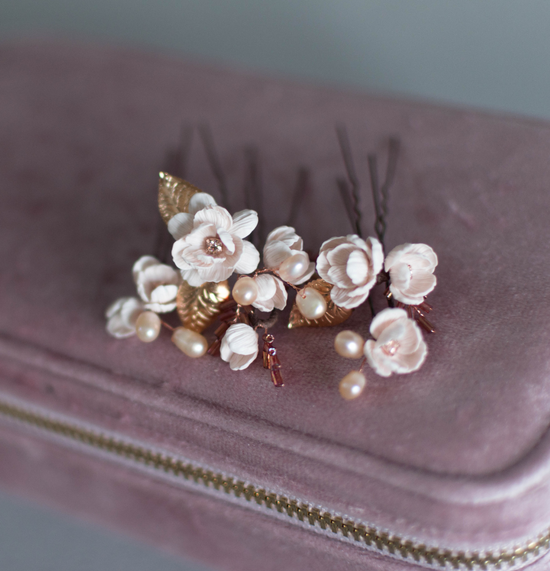 Elegant rose-gold hair pins set