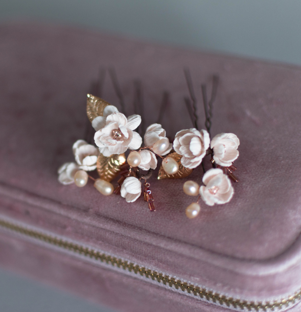 Elegant rose-gold hair pins set