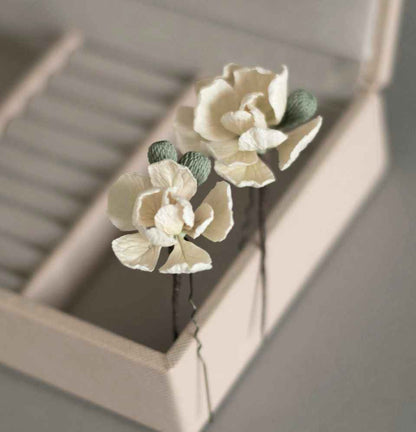 Ivory Matthiola flowers hair pins