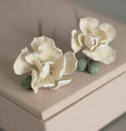 Ivory Matthiola flowers hair pins