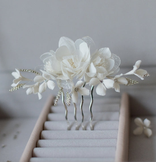 wedding accessories