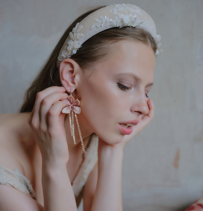 Embroidered Alice Headband With Floral motif