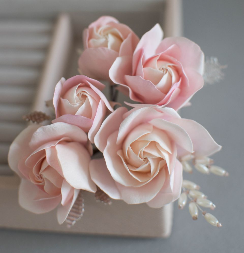 Roses hair pins